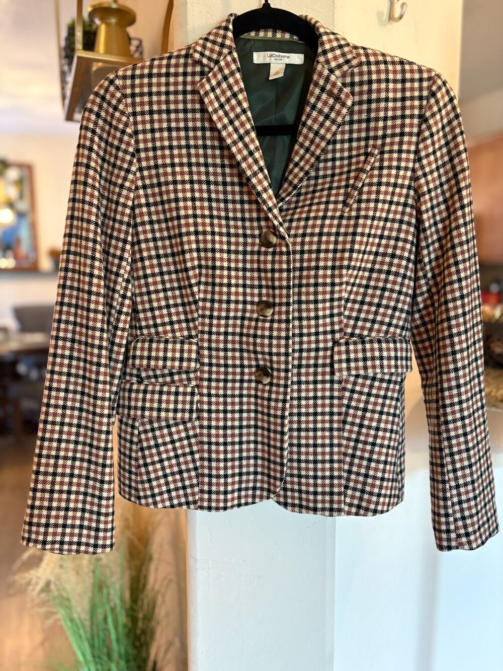 Liz Claiborne Women's Checkered Three-Button Blazer VTG Size 4Petite